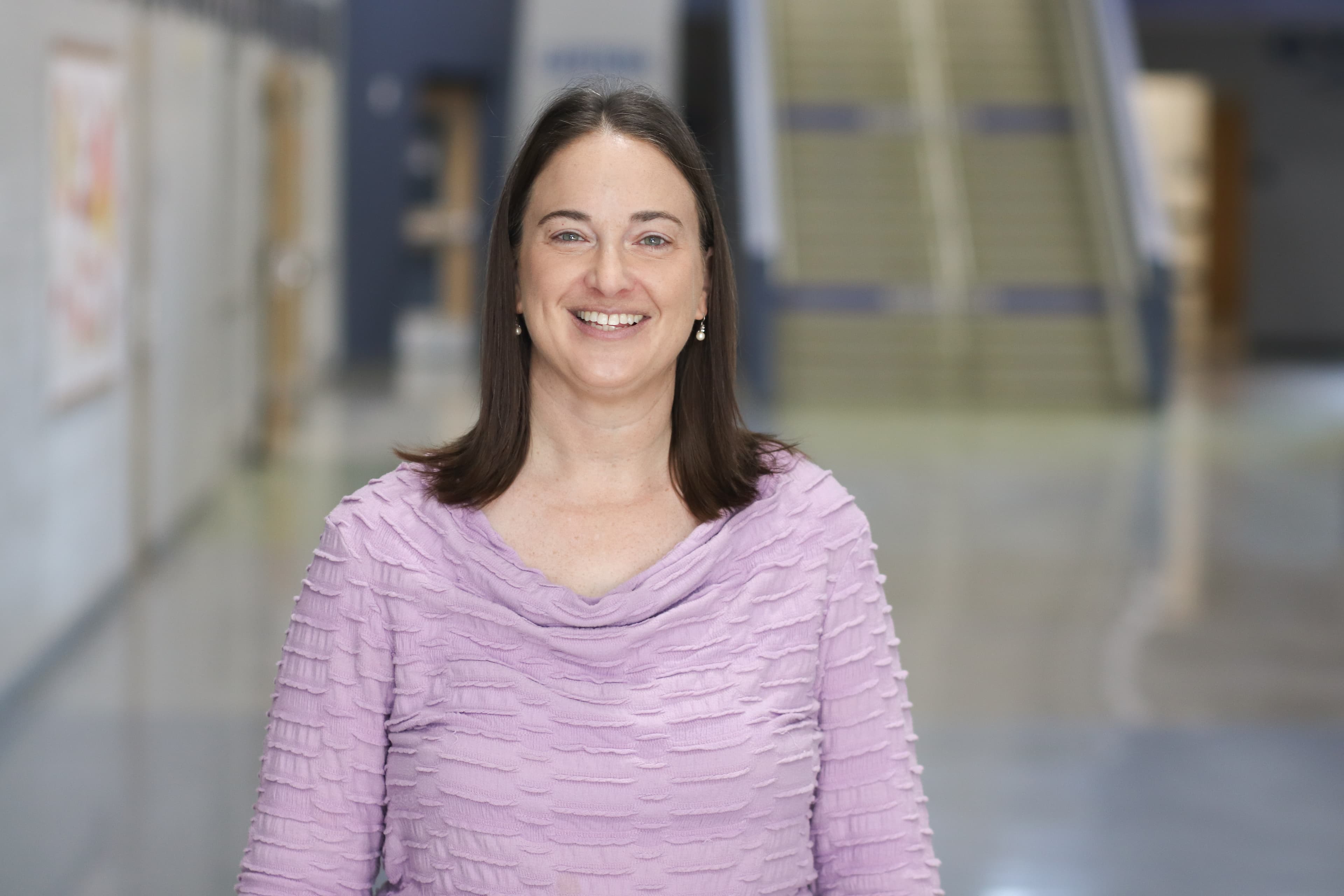 Photo of Lisa Olsen